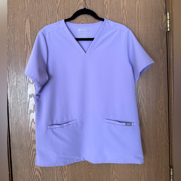 Figs Lavender Dew Scrub Top and Pants Set Kade Cargo - Picture 4 of 10